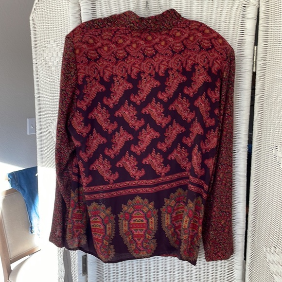 Componix rayon print  blouse size 10 - Picture 2 of 3